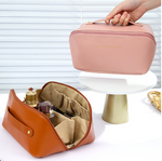 👜✨ Portable Makeup Organizer Bag – ট্রাভেল ফ্রেন্ডলি কসমেটিক স্টোরেজ ব্যাগ ✨👜