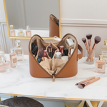 👜✨ Portable Makeup Organizer Bag Brown Color– ট্রাভেল ফ্রেন্ডলি কসমেটিক স্টোরেজ ব্যাগ ✨👜