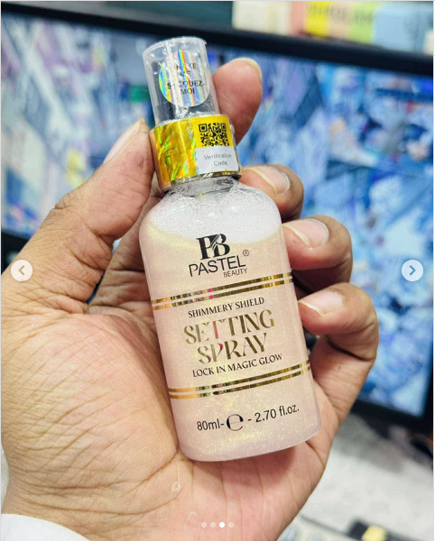 Pastel Beauty Shimmering Shield Setting Spray-𝐏𝐢𝐧𝐤