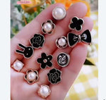Combo ( 10pcs সাদা +10pcs কালো) Fancy Pearl Plastic Button Round